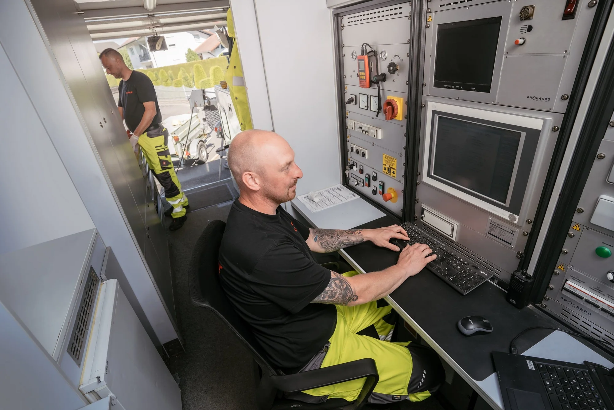 Kanalreinigung mit Spülfahrzeugen in Parkstetten